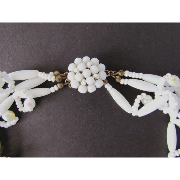 Vintage Layered Necklace Milk Glass Multi Beaded Loop - Picture 8 of 16